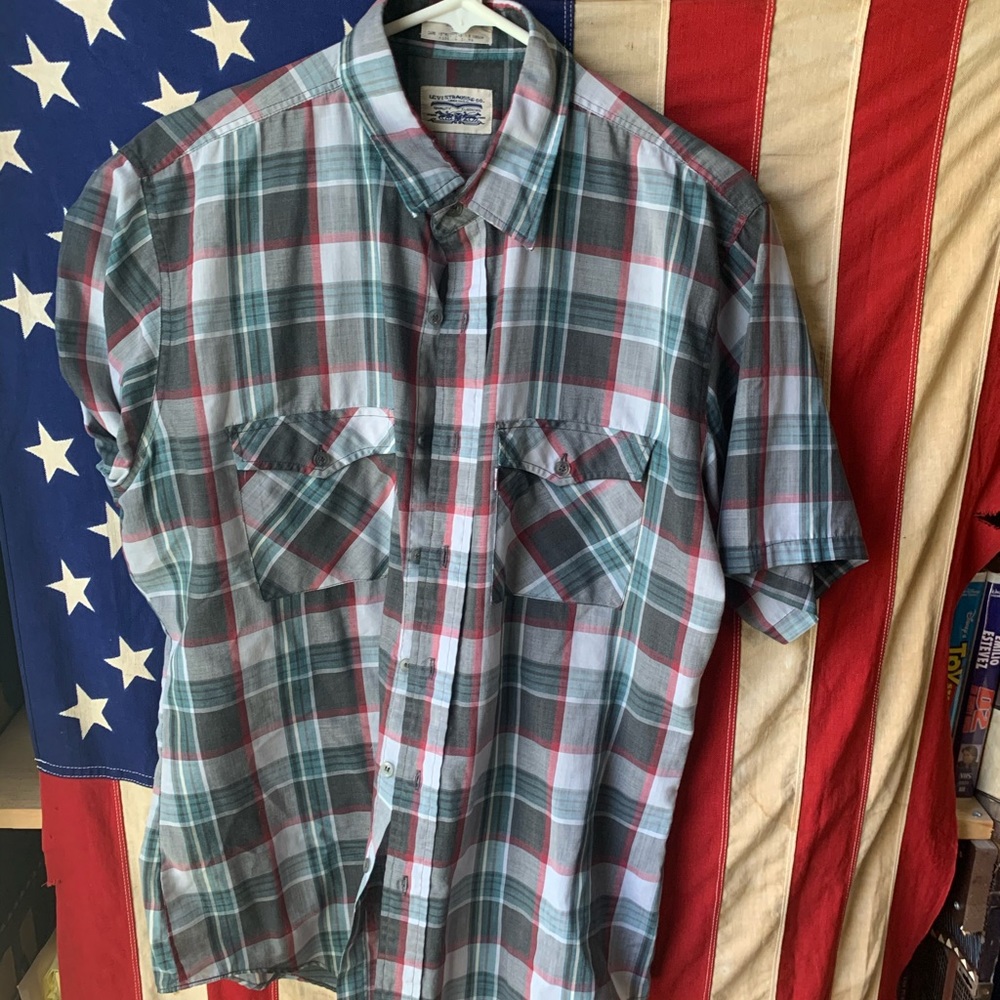 Vintage Levi’s button up shirt Large